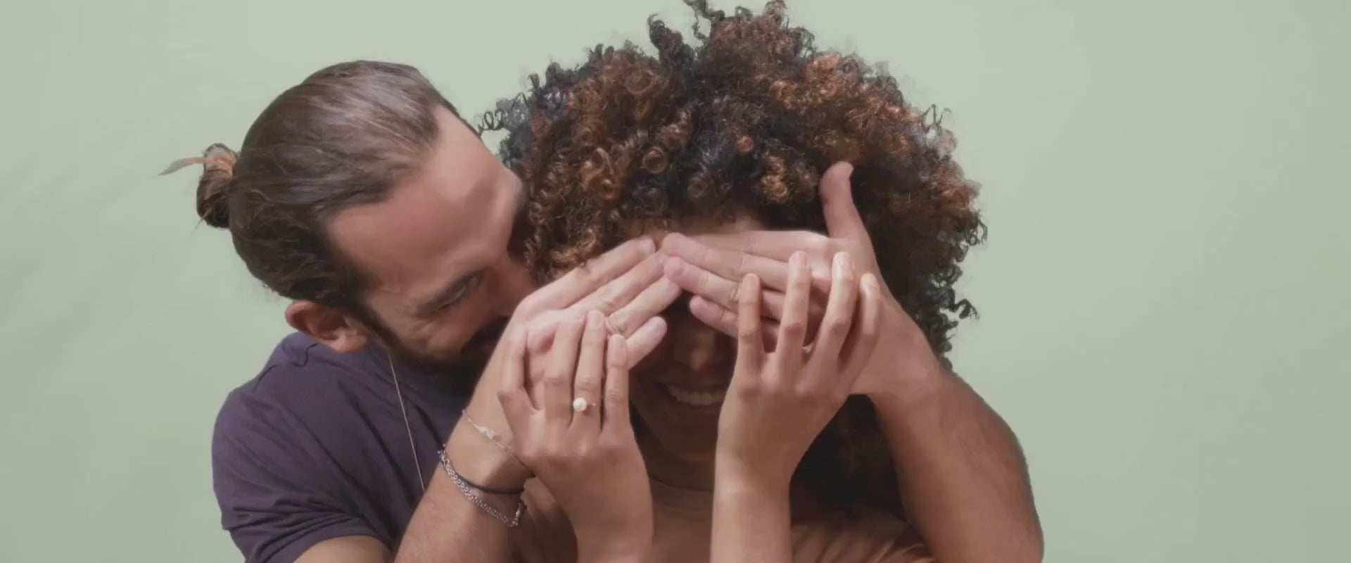 Carica il video: The World’s Best Water Penis Pump